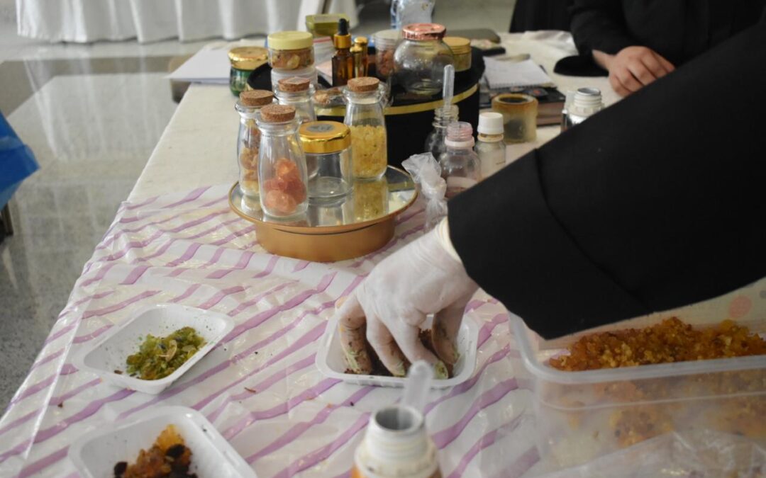 تمكين ضمان الدمام .. صناعة اللبان والمستكة مهنة تستهوي اكثر من 20 مستفيدة لبدء  مشروعها الخاص