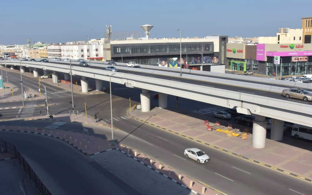 أمانة المنطقة الشرقية : بدء العمل على إلغاء إشارة تقاطع طريق جسر الأمير نايف مع تقاطعه بطريق الملك عبد العزيز بالدمام لتحسين انسيابية الحركة المرورية