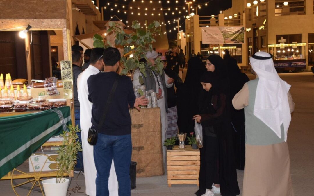 ”سوق المزارعين“ بالقطيف.. ملتقى الخبراء وبوابة التقنيات الزراعية الحديثة