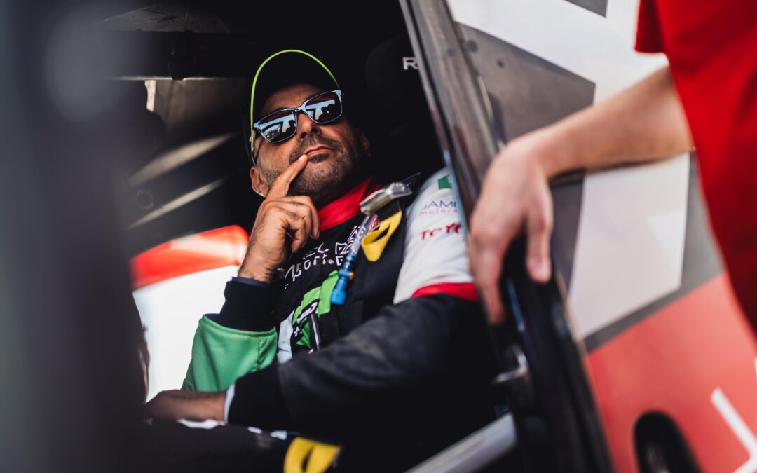 العالمي يزيد الراجحي يتجهز لرحلة تحقيق المجد في رالي داكار 2025