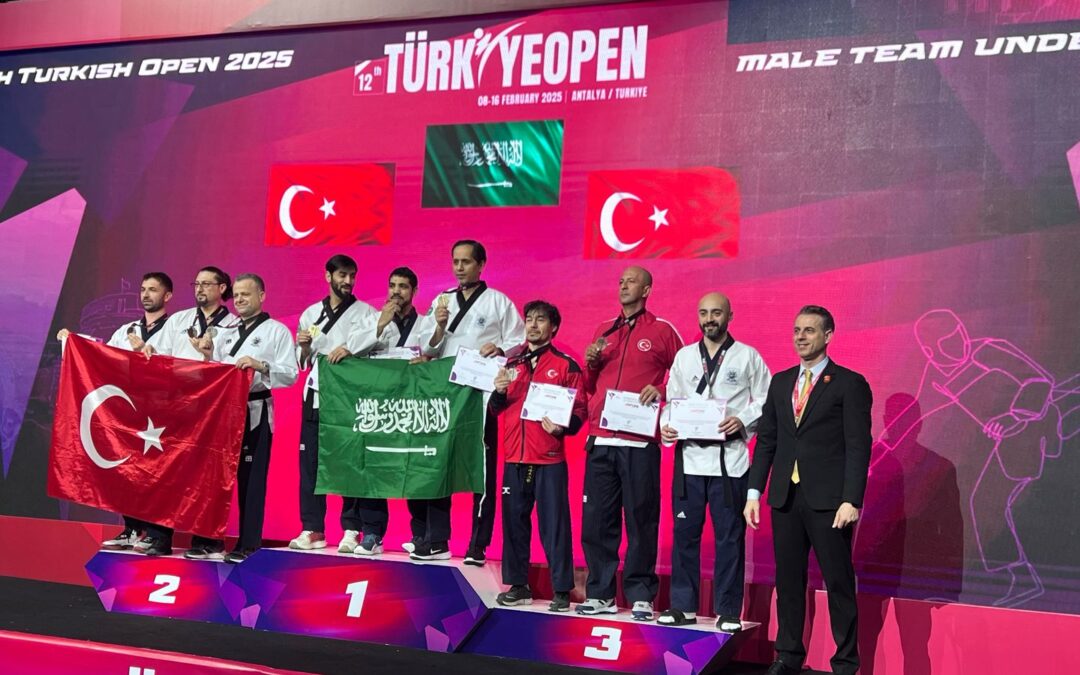 الترجي يتوج بالذهب و” ابو الرحى “يقصي بطل اوروبا