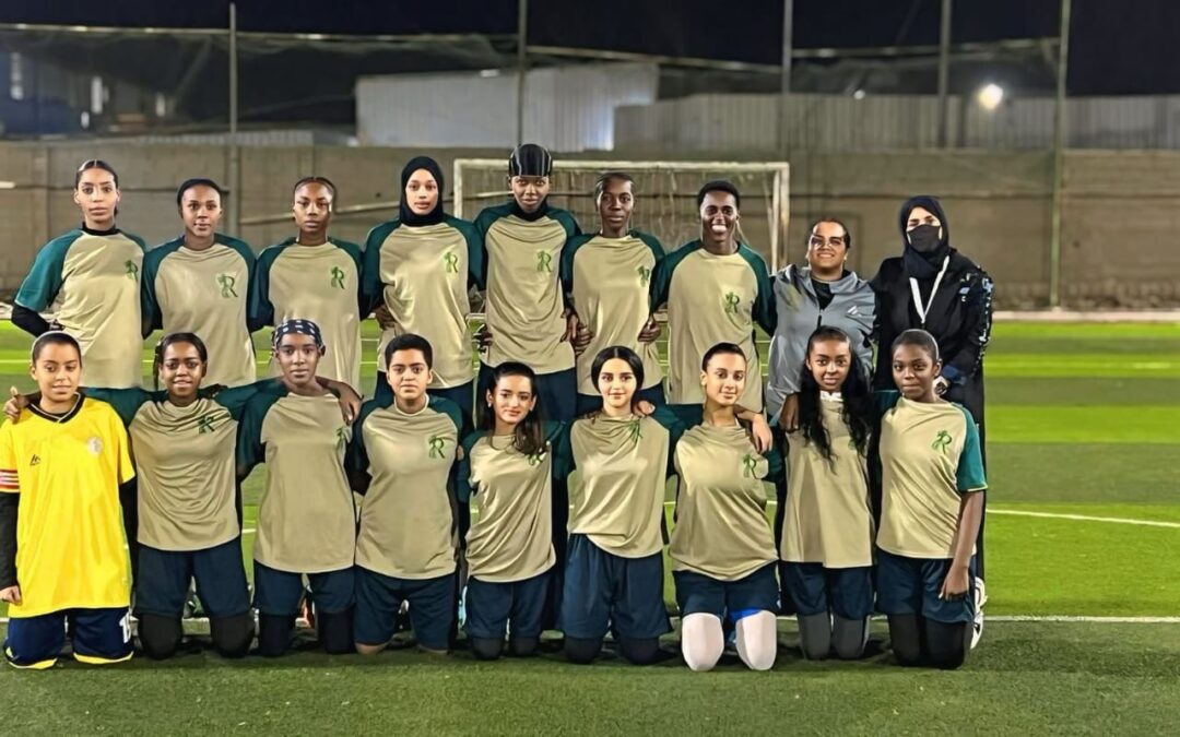 تزامنًا مع اليوم العالمي للمرأة..تدشين نادي الرجاء لكرة القدم المصغرة بجدة بقيادة نسائية