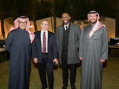 بحضور عدد من الشخصيات والوجهاء : رجل الأعمال خالد بن حسن القحطاني يقيم مأدبة إفطار رمضانية