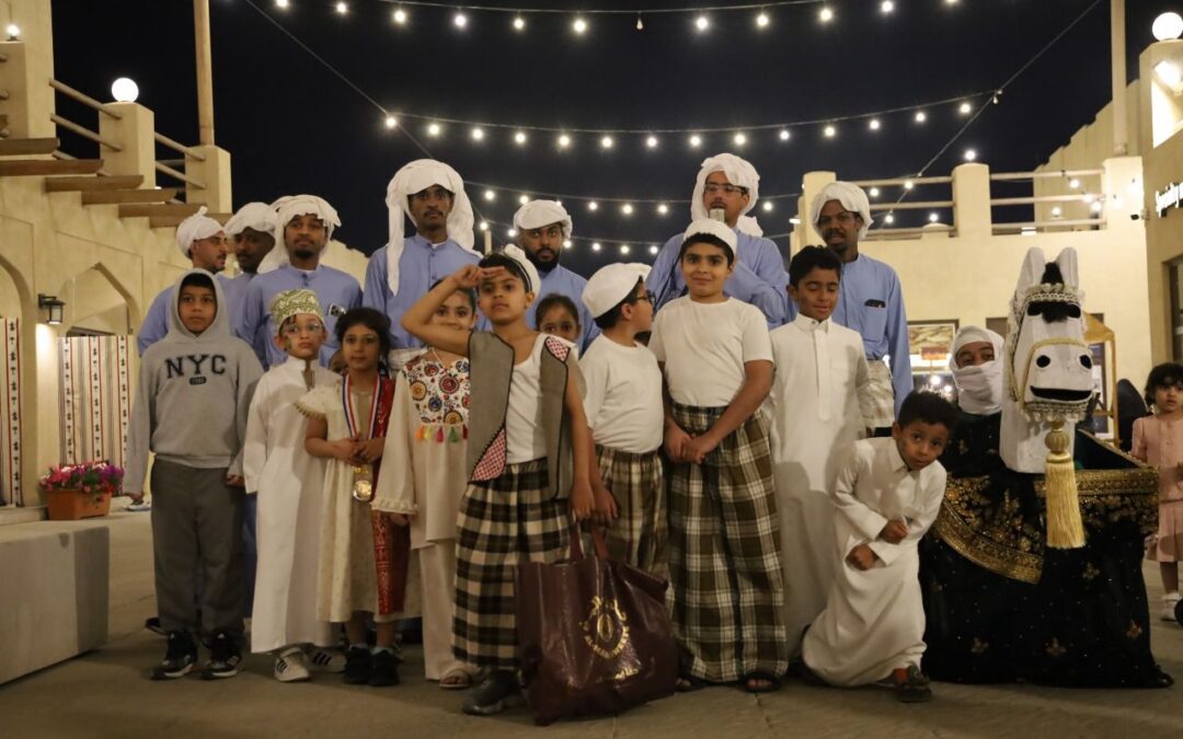 “قرقيعان الرامس”.. إيقاعات الفرق الشعبية المسحر.. فرحة رمضان تكتمل في العوامية