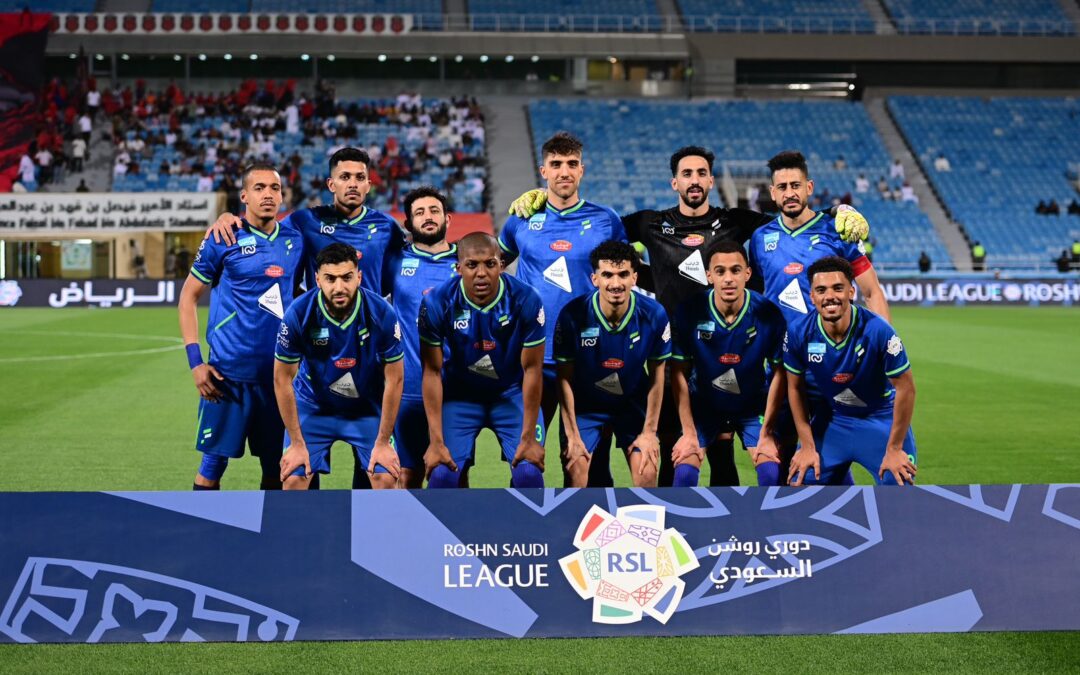 قوميز يمنح اللاعبين الفتح راحة يومين بعد مواجهة الرياض