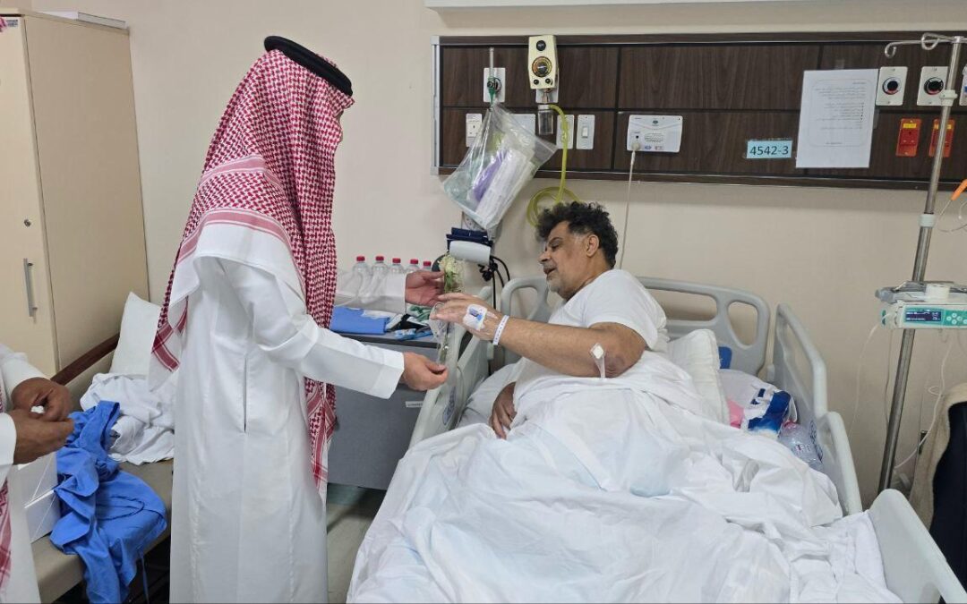 بلدية الدمام تعايد مسؤولو ومرضى مستشفى الملك فهد بالدمام