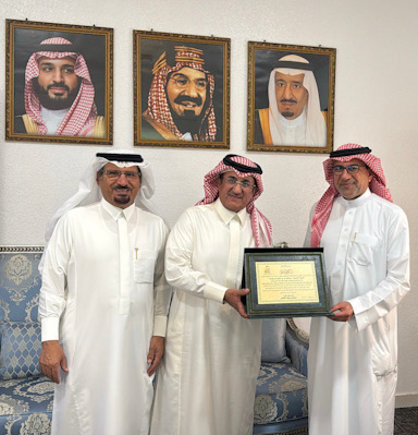 مدير « سعادة » التنفيذي يزور جمعية أكابر بعسير