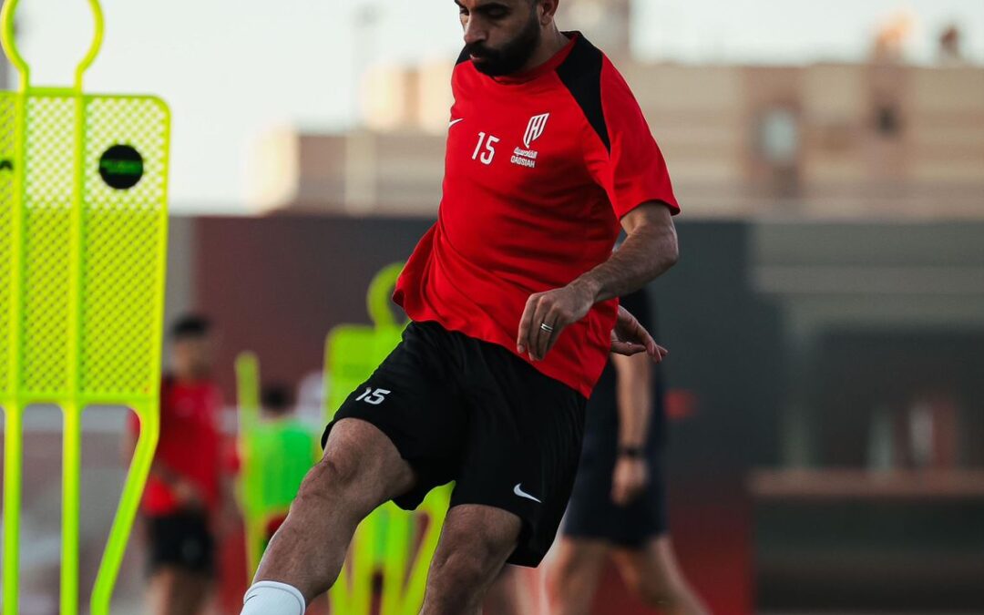 القادسية ينهي تحضيراته ويغادر لمواجهة التعاون