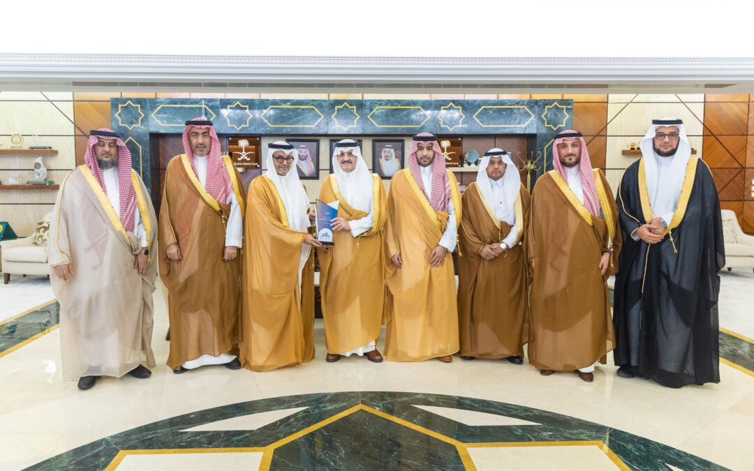 سمو أمير المنطقة الشرقية يستقبل رئيس وأعضاء مجلس إدارة جمعية دارك للإسكان التنموي بمناسبة انطلاق أعمال الجمعية