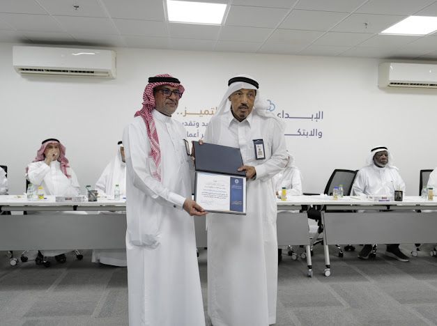 “سعادة” تستضيف جمعية المتقاعدين بالشرقية لتعزيز أواصر التعاون والتكامل المؤسسي