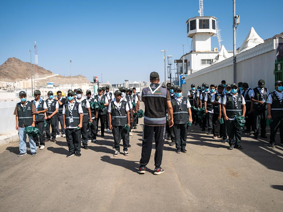 800 كشّاف من وزارة الرياضة يواصلون جهودهم الميدانية لخدمة الحجاج في أيام عيد الأضحى المبارك