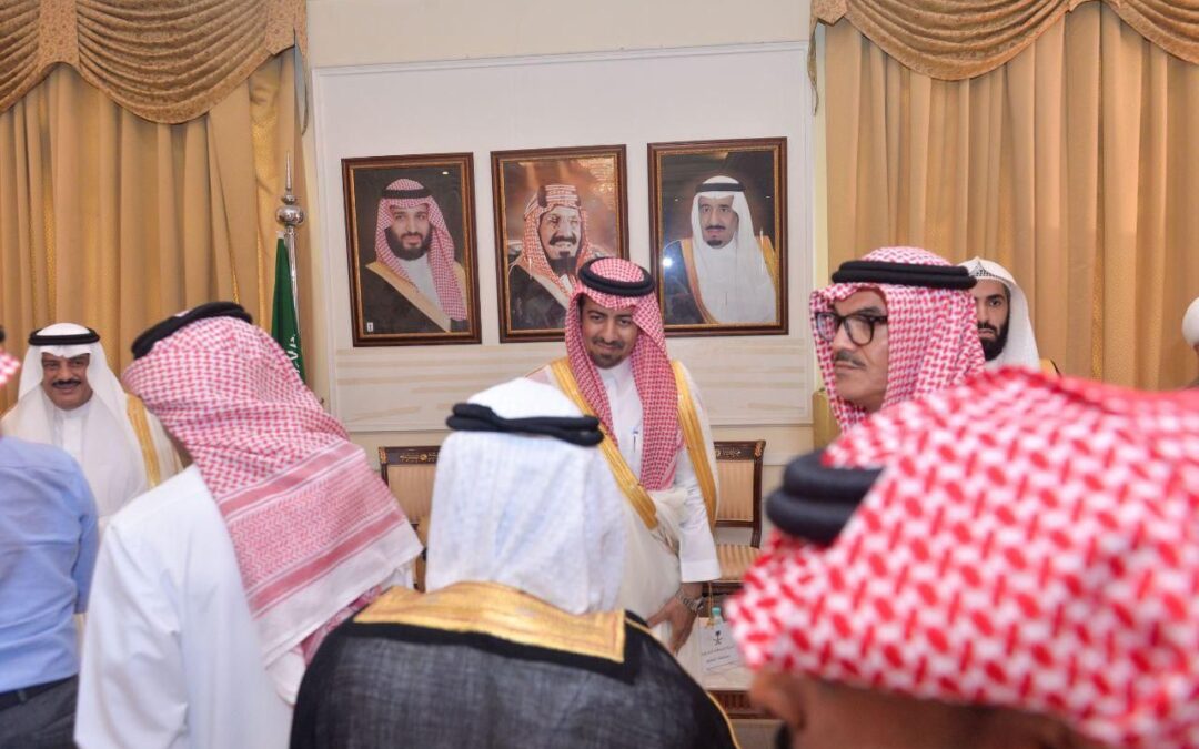 محافظ القطيف يلتقي جموع المهنئين بعيد الأضحى