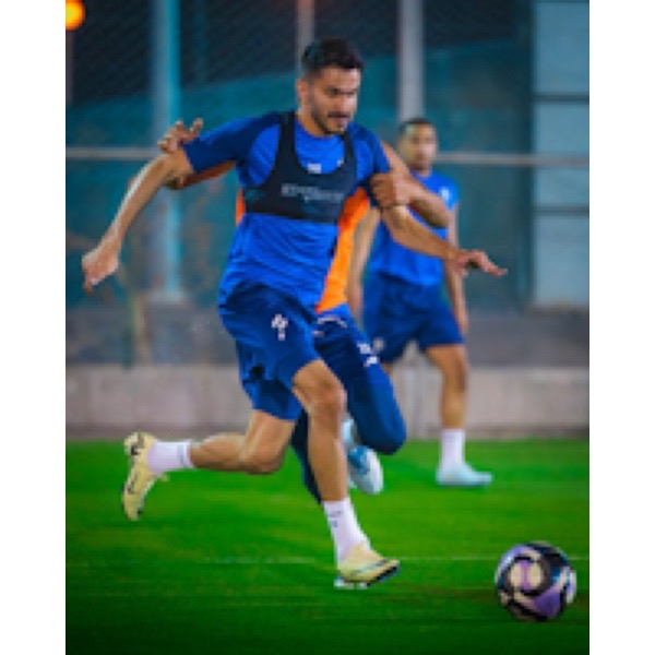 الفريق الفتحاوي يواصل الإعداد ويكثّف التدريبات البدنية والفنية