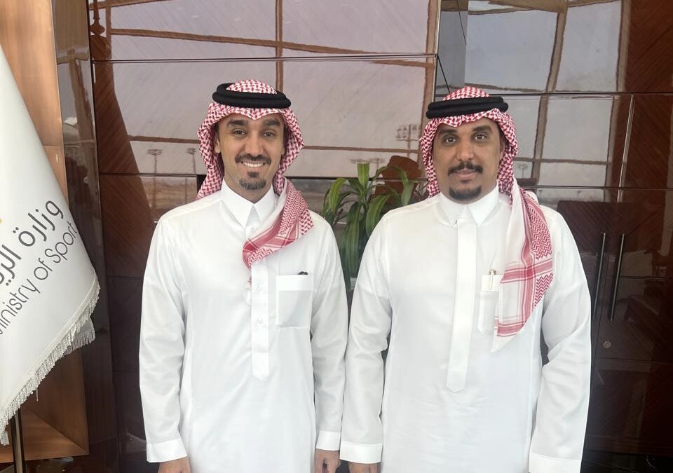 وزير الرياضة يستقبل رئيس نادي الجيل ويطلع على تطلعات النادي