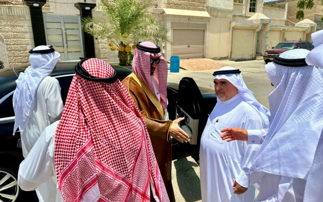 محافظ القطيف يعزّي أسرة آل شيخ جعفر