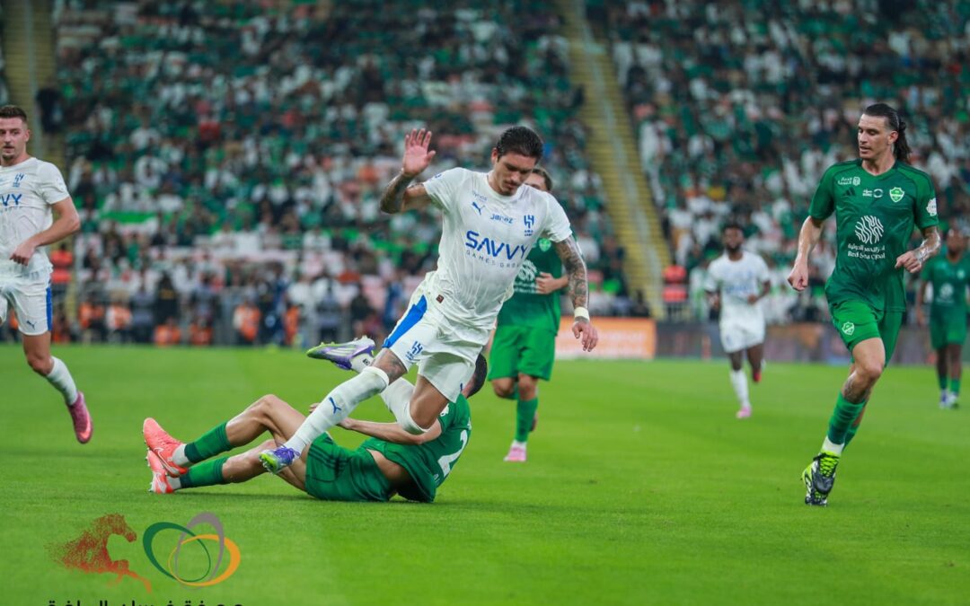 دراما مثيرة في جدة : الأهلي يعادل الهلال في مباراة لا تنسى
