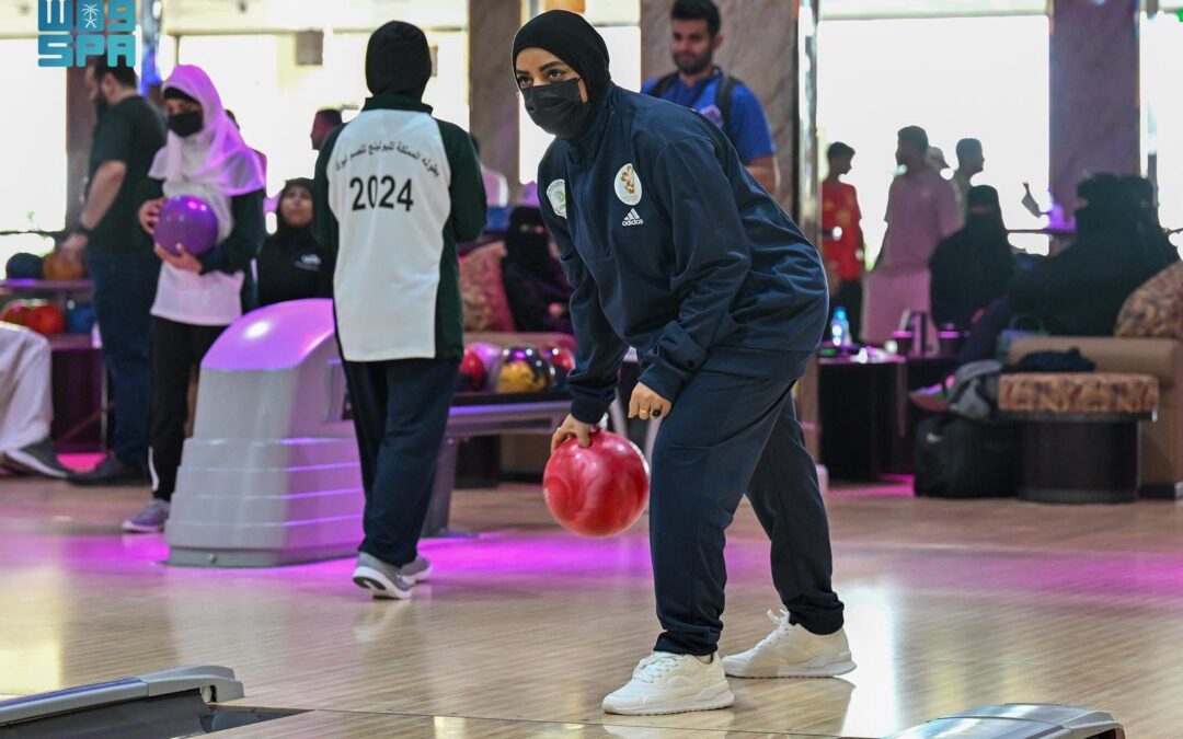 انطلاق بطولة المملكة لرياضة البولينغ للصم  في الخبر