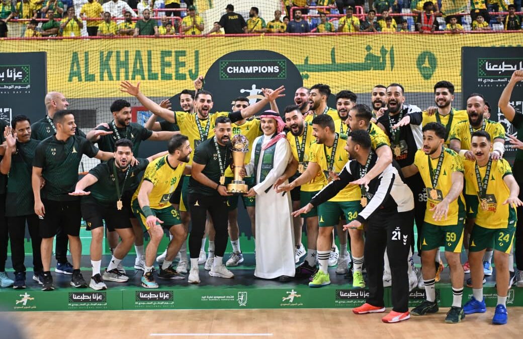 حسن بن نصر هلال يتوج قبضة الخليج بلقب كأس السوبر السعودي للمرة الثالثة تاريخياً