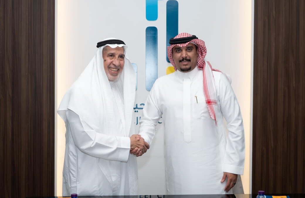 نادي الجيل يوقع اتفاقية شراكة مجتمعية مع جمعية المتقاعدين بالأحساء