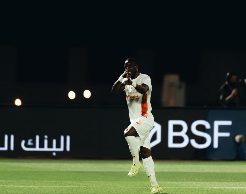 القادسية يواصل تألقه ويعتلي وصافة دوري روشن بـ13 نقطة