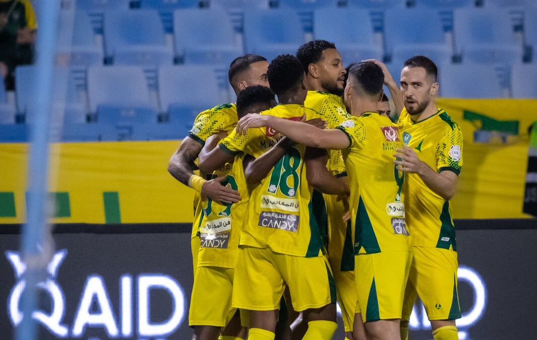 الخليج يدك شباك الرياض برباعية في دوري روشن