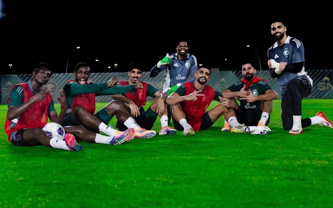 الأخضر يواصل إعداده لأندونيسيا ورينارد يتحدث للإعلام