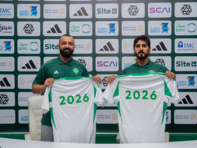الأهلي يعزّز صفوف كرة اليد بضمّ الطويل وآل نصفان حتى 2026