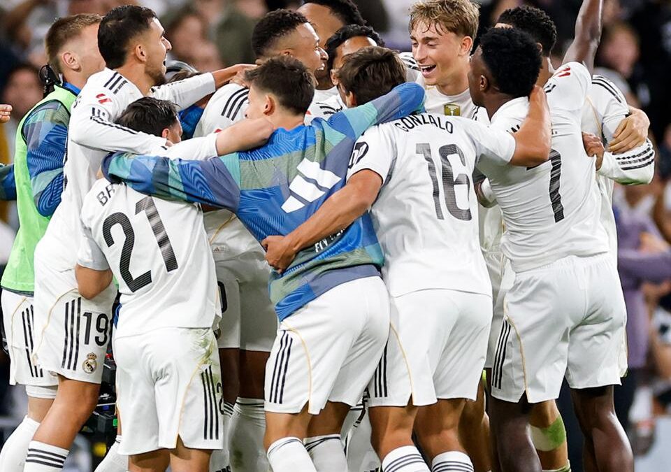 دراما وطرد وتحفة بيلينجهام.. ريال مدريد يسيطر على كلاسيكو الأرض ويقهر برشلونة