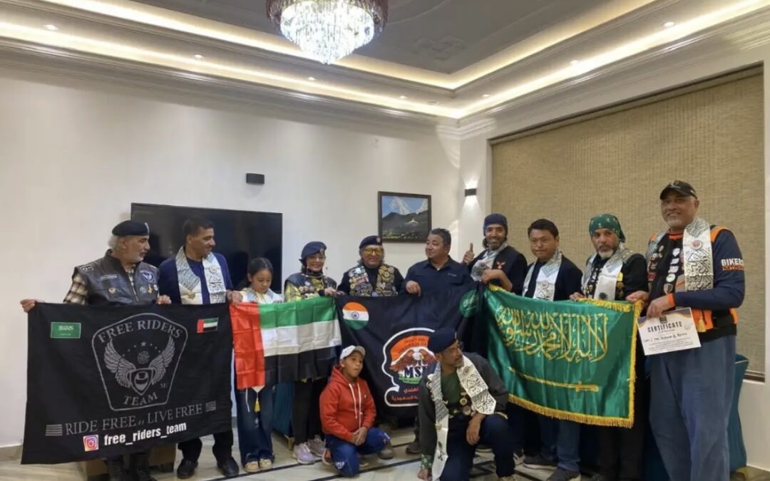 أبناء المملكة يتحدون الصعاب لرفع راية التوحيد في أعلى ممر بالعالم