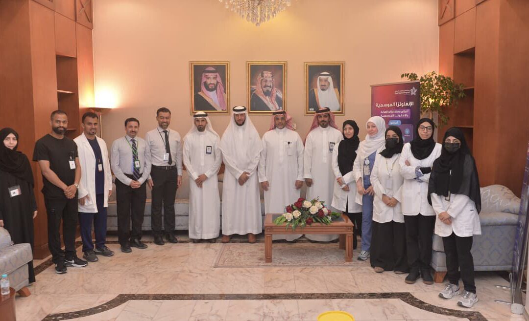 محافظ القطيف يطلق حملة التطعيم ضد الإنفلونزا الموسمية