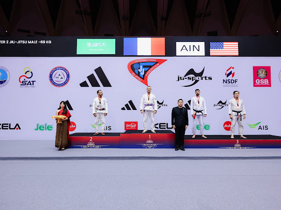 حامل اللقب 5 مرات “آل مخلص” وصيف العالم للجوجيتسو