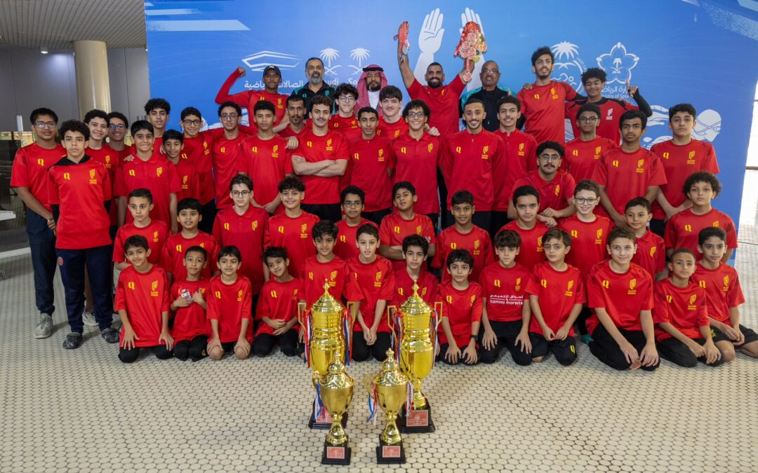 القادسية يتوج بكأس المركز الأول في بطولة الشرقية للسباحة بـ64 ميدالية