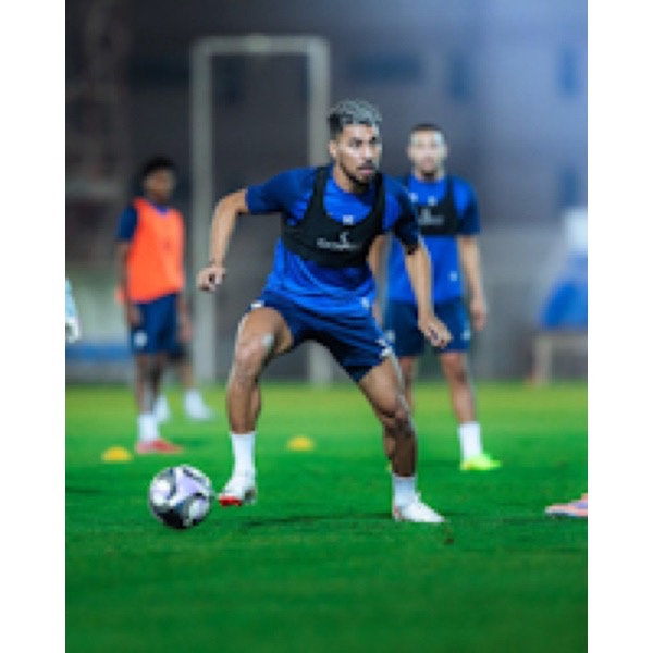 الفتح يعاود تدريباته بعد الإجازة