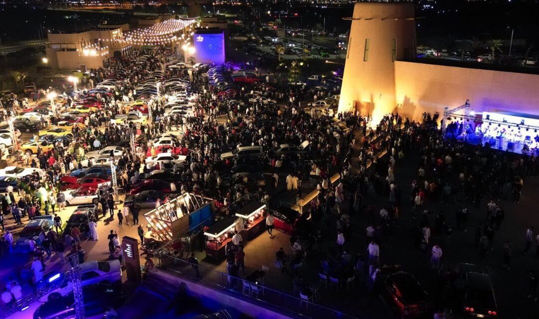 الرامس يفتح أبوابه لعشاق السيارات الكلاسيكية والفارهة والمعدلة.. سجل وكن نجم العرض