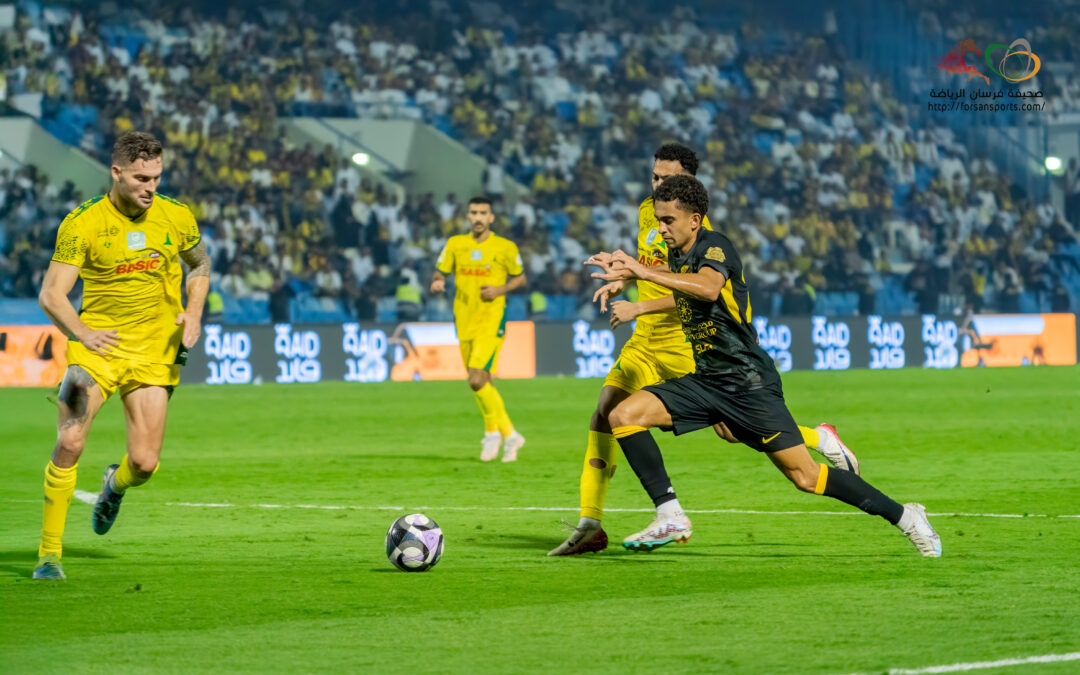 ليلة تاريخية : الخليج يتعادل بمرارة .. والاتحاد يعود بريمونتادا