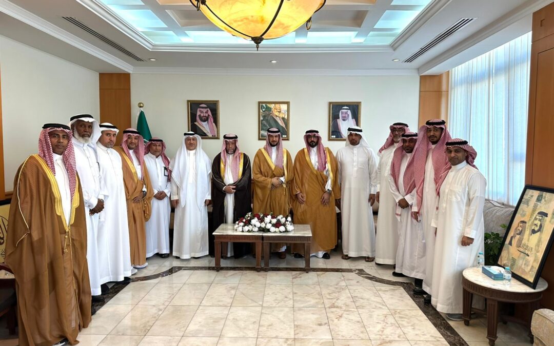 محافظ القطيف يلتقي مدير مكتب وزارة الرياضة ورؤساء وممثلي أندية المحافظة