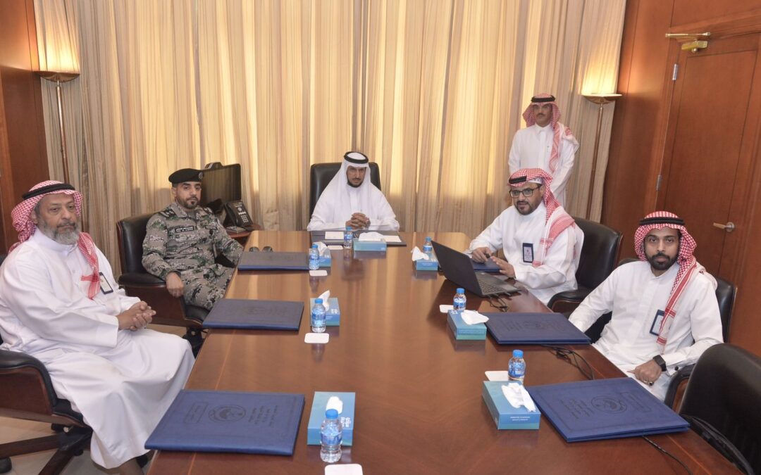 محافظ القطيف يلتقي مدير فرع «تراحم الشرقية».. ويطّلع على تقرير مفصّل حول خدمات النزلاء وأسرهم والمفرج عنهم