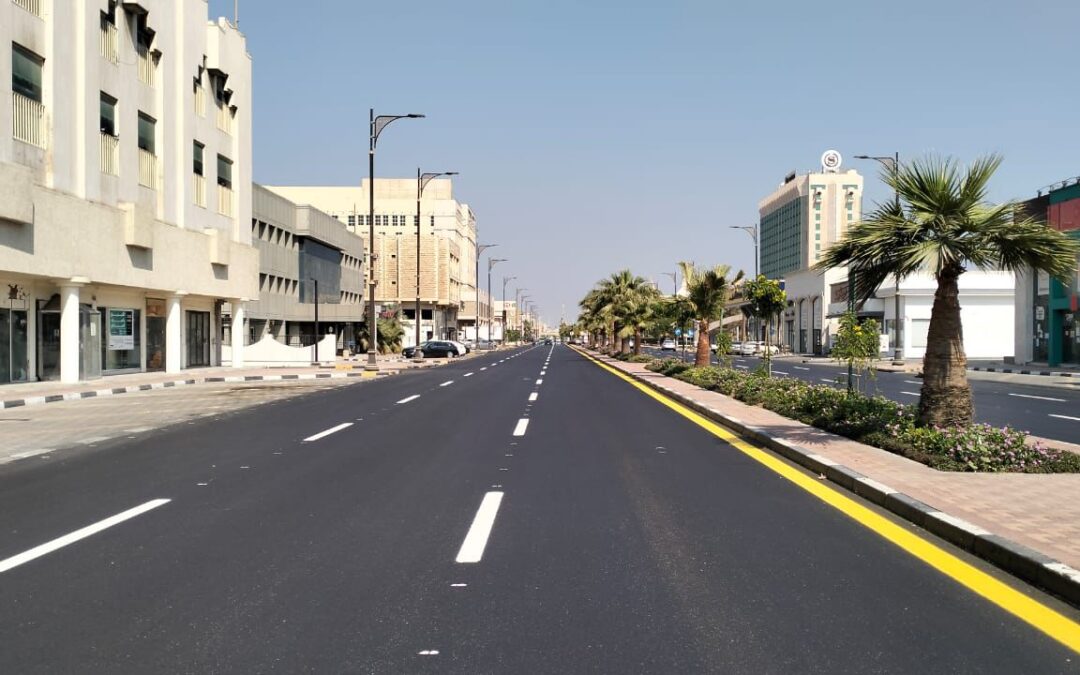 أمانة الشرقية تكثف جهودها في برنامج  رفع كفاءة الطرق ووسائل السلامة المرورية بحاضرة الدمام