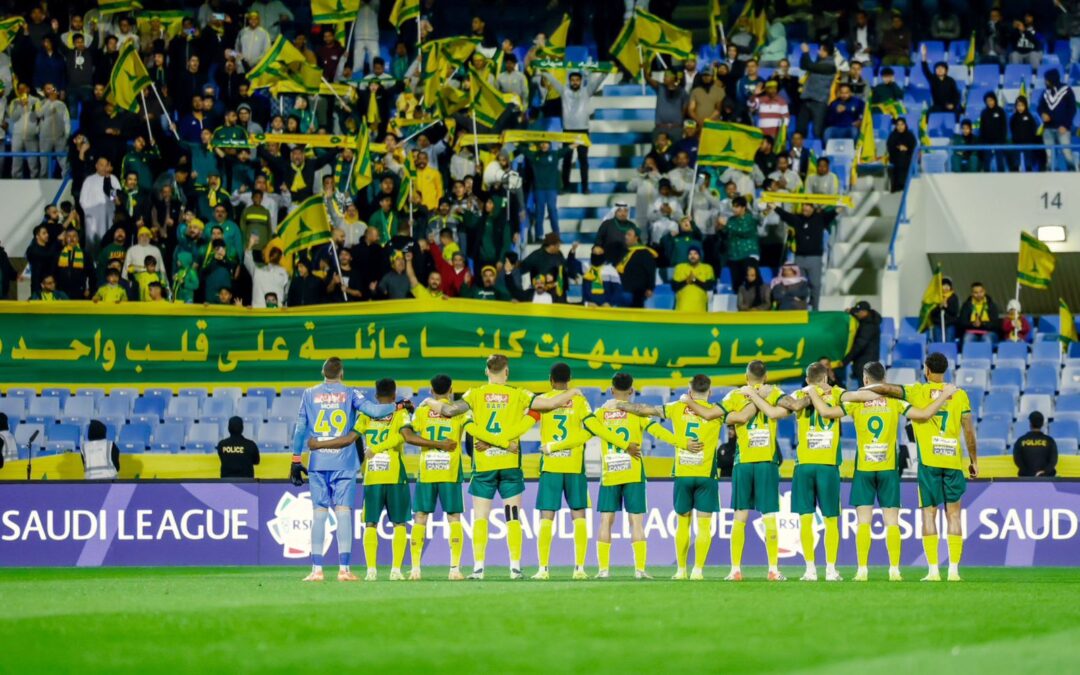 الخليج يواصل تألقه ويكتسح الأخدود برباعية ويحقق انتصاره الثالث تواليًا