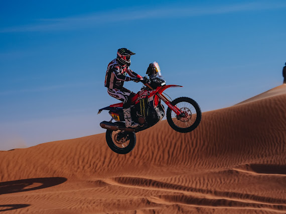 غداً.. استئناف منافسات رالي داكار السعودية 2026.. والمتسابقون يتجهون إلى وادي الدواسر