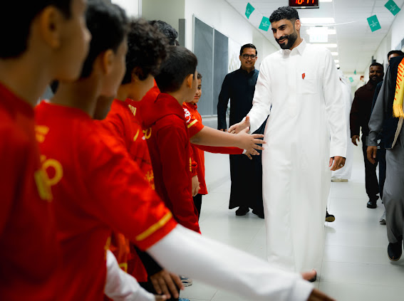 بالتعاون مع مدارس الخُبر، نادي القادسية يطلق مبادرة “سفير القادسية”