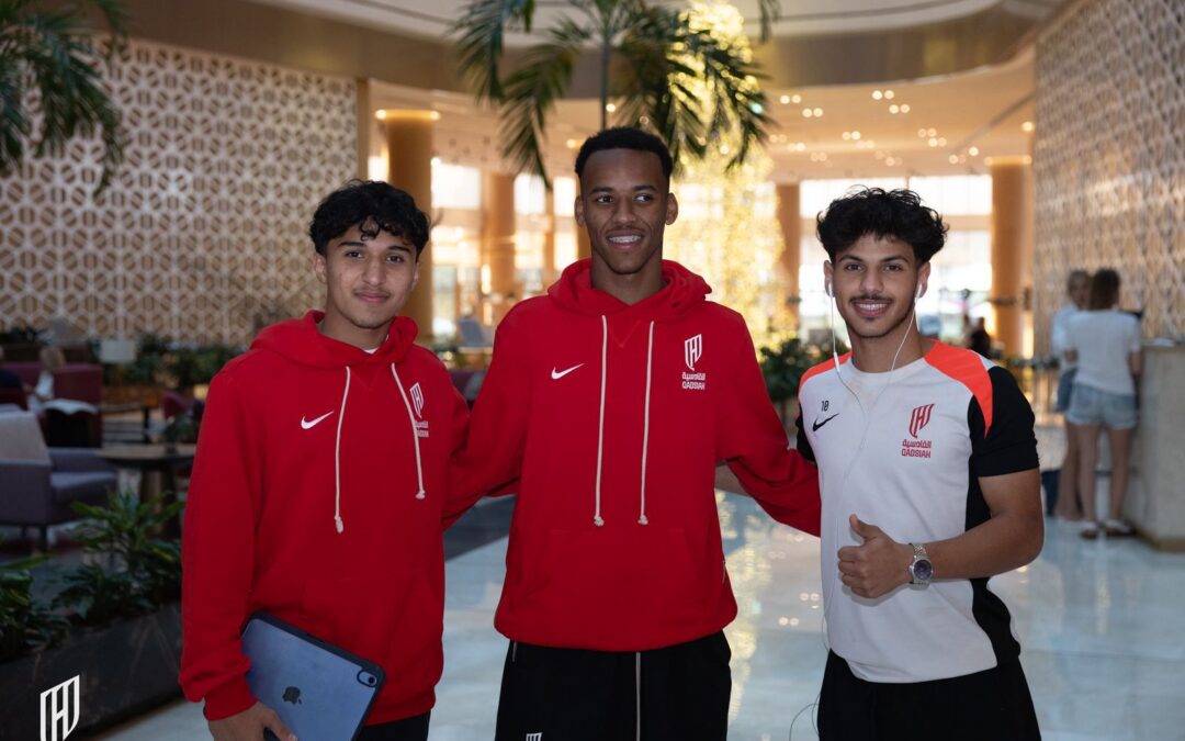 وصول بعثة القادسية تحت 21 إلى دبي لإقامة معسكر تدريبي