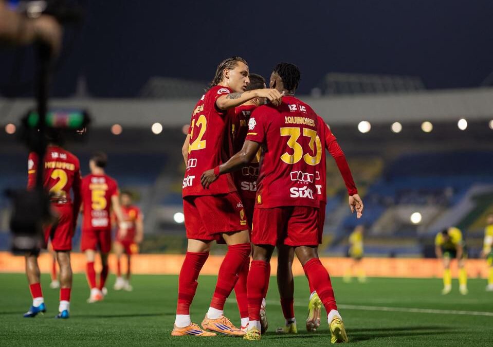 القادسية يتجاوز الخليج ويواصل الزحف نحو المقدمة