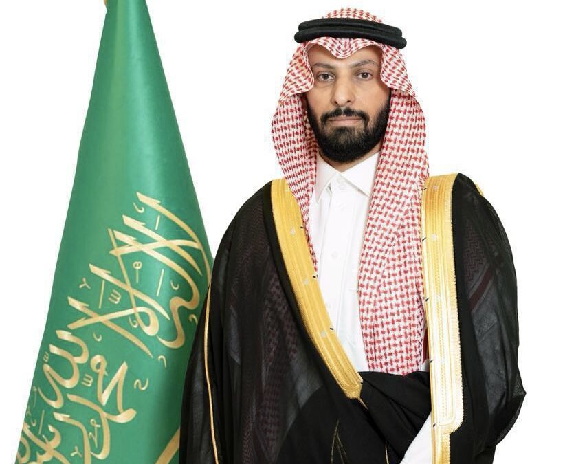 مدير عام فرع وزارة الموارد البشرية والتنمية الاجتماعية بالمنطقة الشرقية.. يرفع التهاني للقيادة بمناسبة ذكرى يوم التأسيس