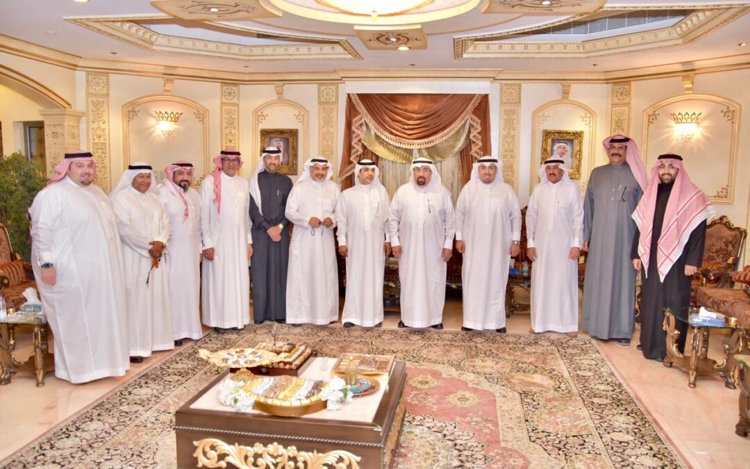 «سعادة» في مجلس الحاج سالم السالم: الاستثمار ركيزة لضمان الاستدامة