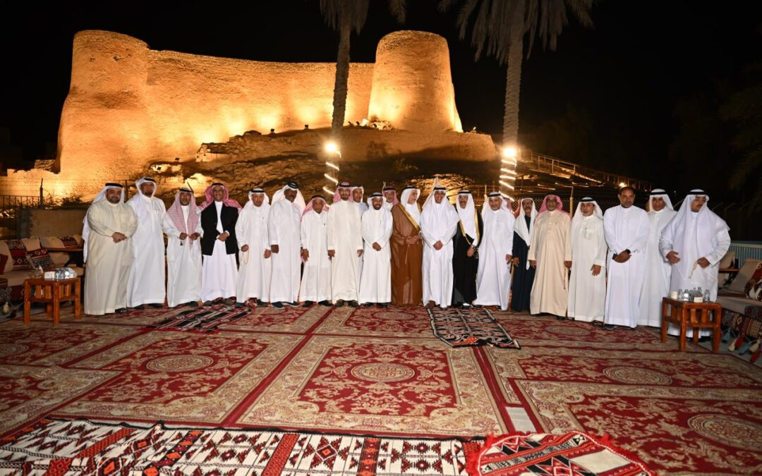 جمعية تاروت الخيرية بالشراكة مع نادي الهدى ينظمان مجلس معايدة عيد الفطر بجزيرة تاروت