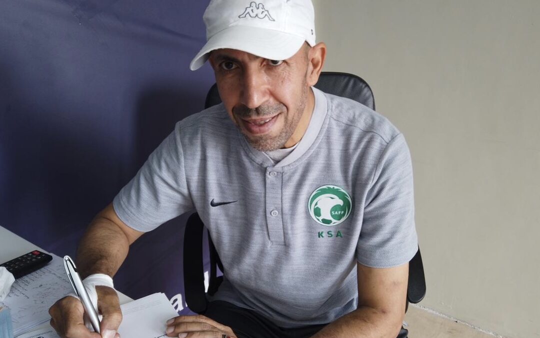 بعد مباراة مثيرة .. الخلود يتجاوز التعاون بهدفين