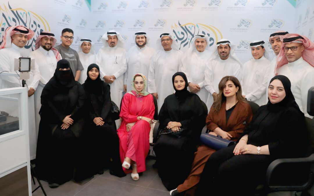 الدكتور بوخماس والسندي يتقدمان وفد جمعية البحرين للعمل التطوعي في زيارة لصحيفة فرسان الرياضة