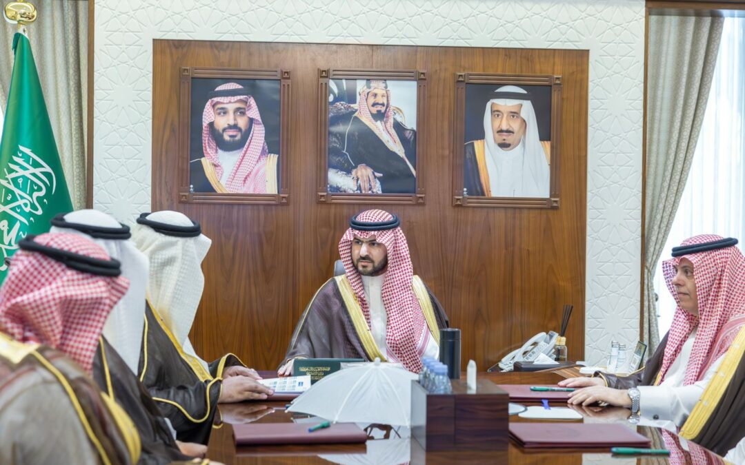 سمو نائب أمير المنطقة الشرقية يستقبل رئيس وأعضاء جمعية سند ويطّلع على مبادرة “خدمتكم فخر واعتزاز”