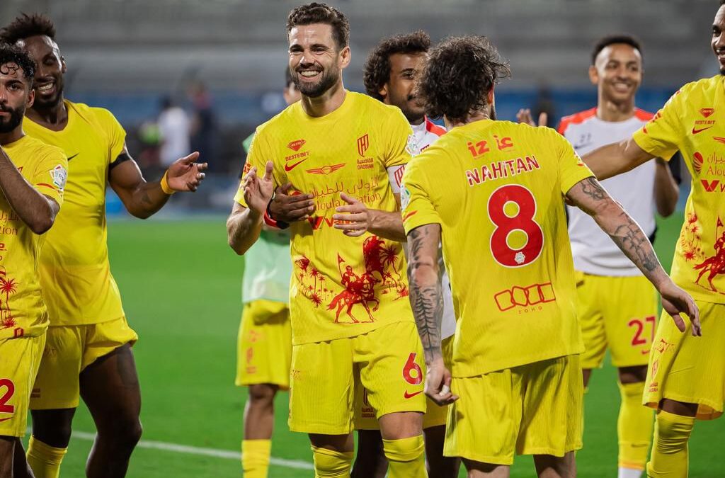 القادسية يكتسح الرياض برباعية نظيفة.. وجوليان يعزز صدارته لهدافي الدوري